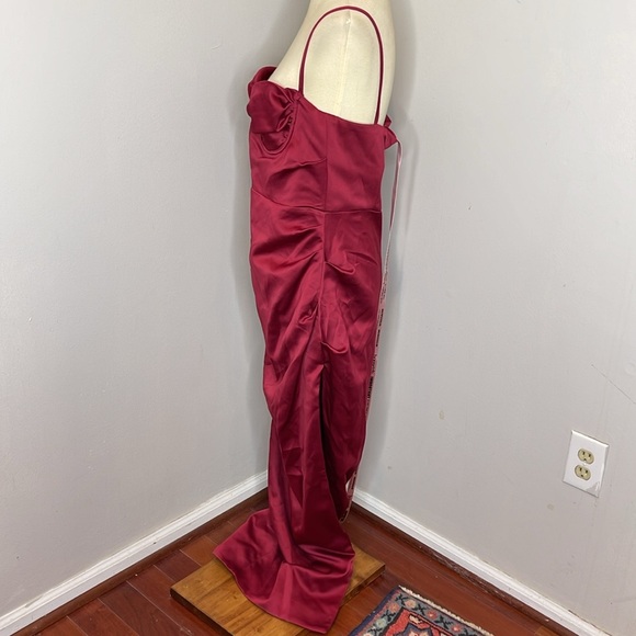 House of CB Flora Wine Satin Pleated Corset Midi Dress‎ L+ - Picture 4 of 13